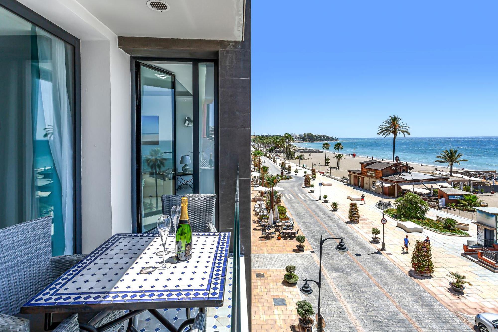 Appartamento La Viu Estepona Esterno foto